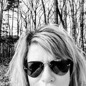 Meet your Posher, Suzanne